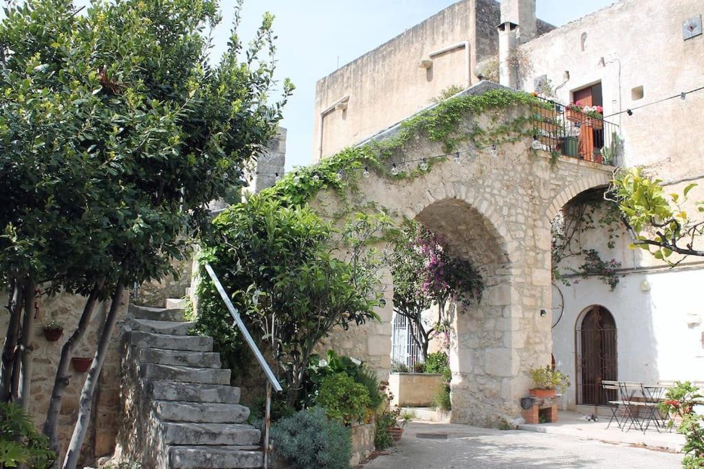 Casa Masseria Dell'800 Gargano. Le Mignole Monte Sant'Angelo Exterior photo